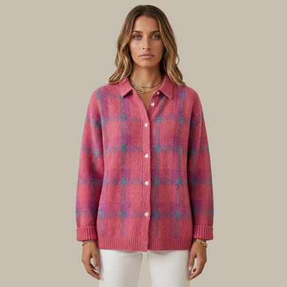 Anna | Weiche Strickjacke mit Karomuster ANTARADUS